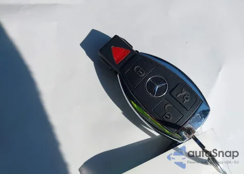 2000 Mercedes-Benz E 55 Amg z USA, uszkodzony, nr VIN WDBJF74JXYA975382